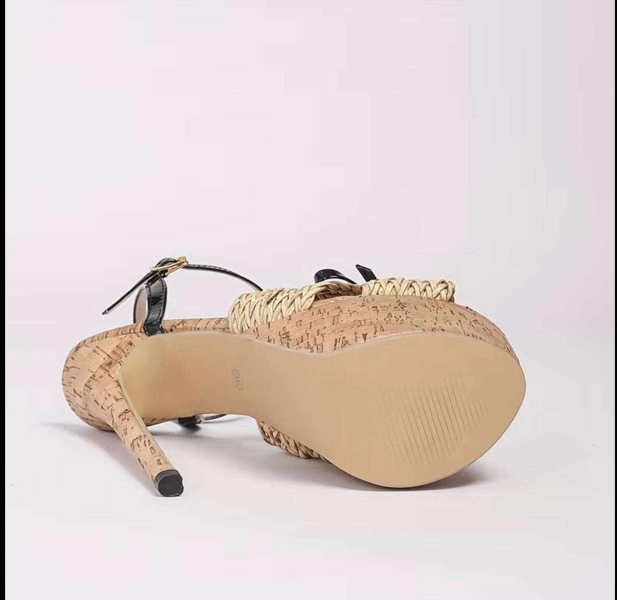 Straw La Vision Heels